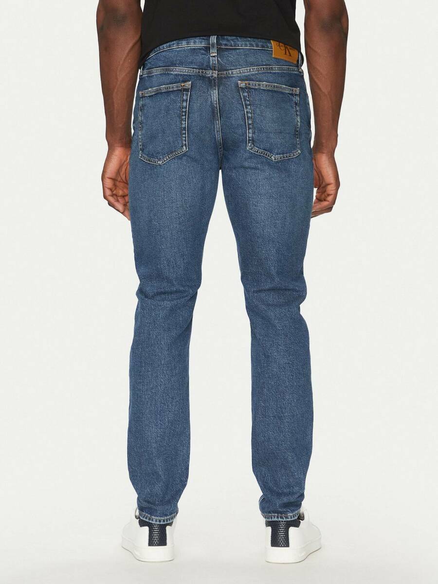 detail Calvin Klein pánské modré džíny