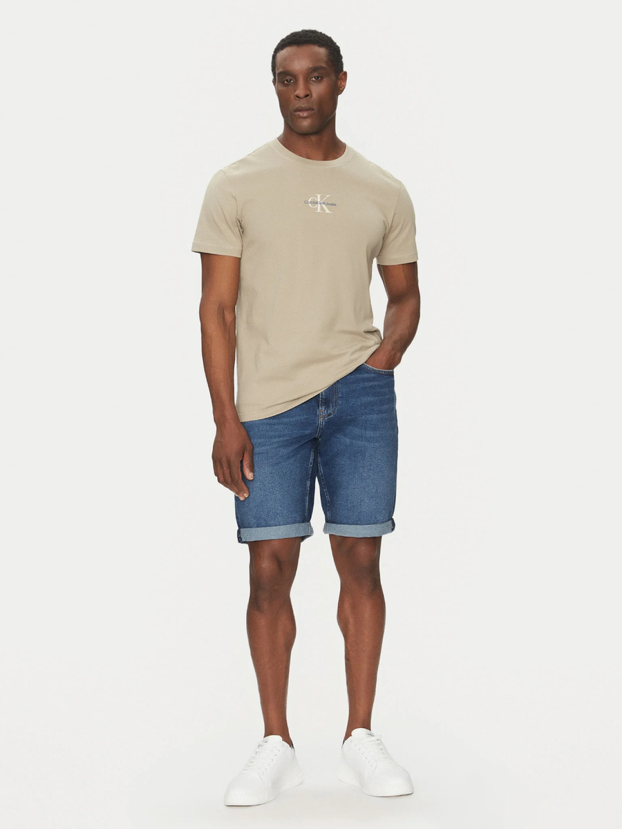 detail Calvin Klein pánské modré džínové šortky