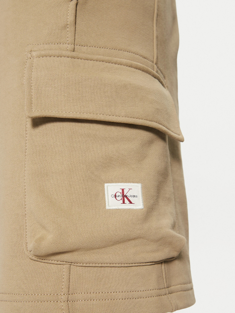 detail Calvin Klein pánské zelené šortky