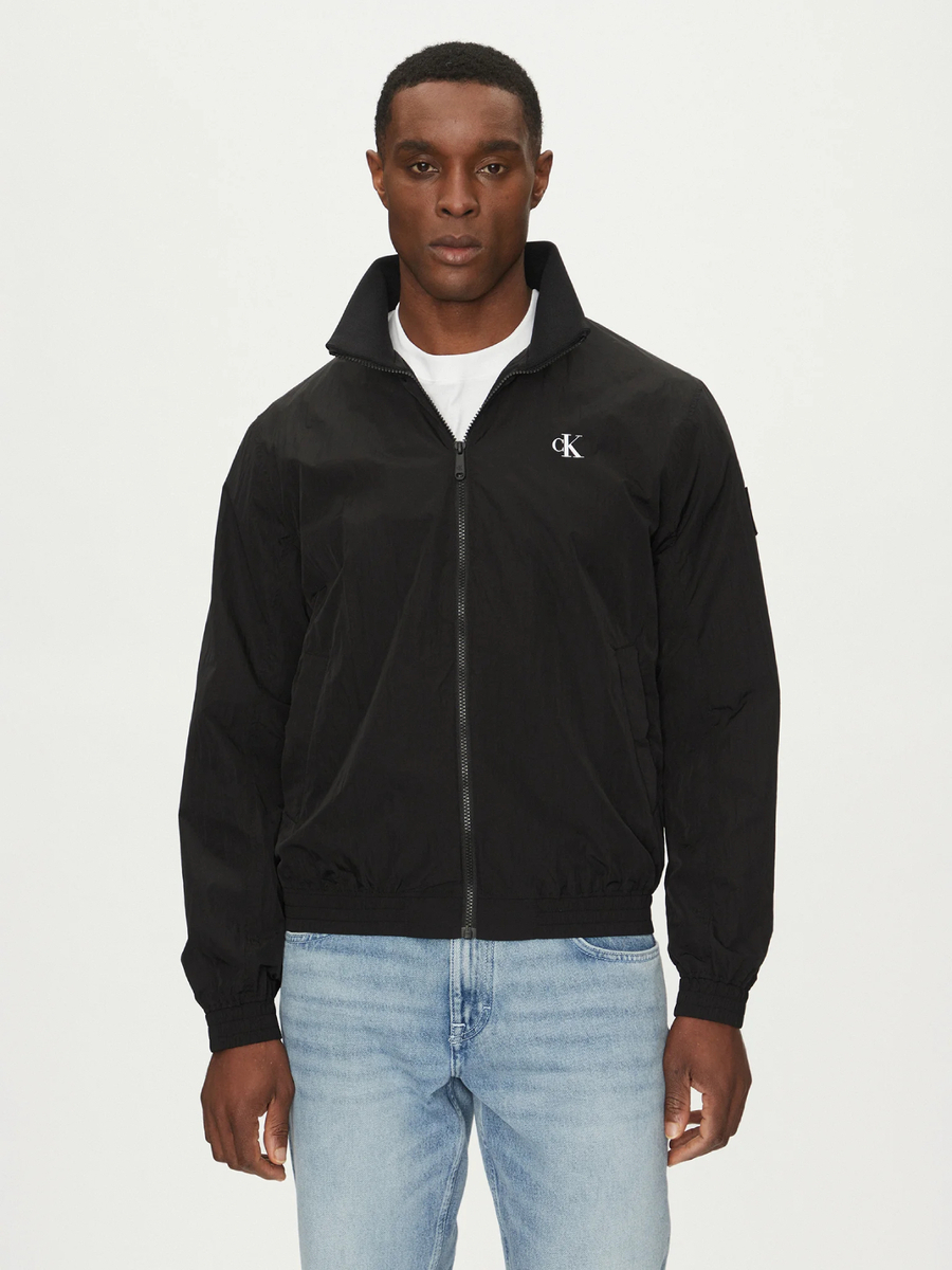 detail Calvin Klein pánská černá bunda