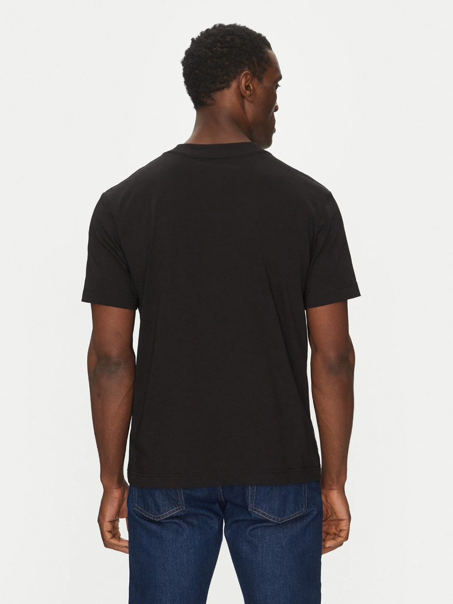 detail Calvin Klein pánské černé tričko