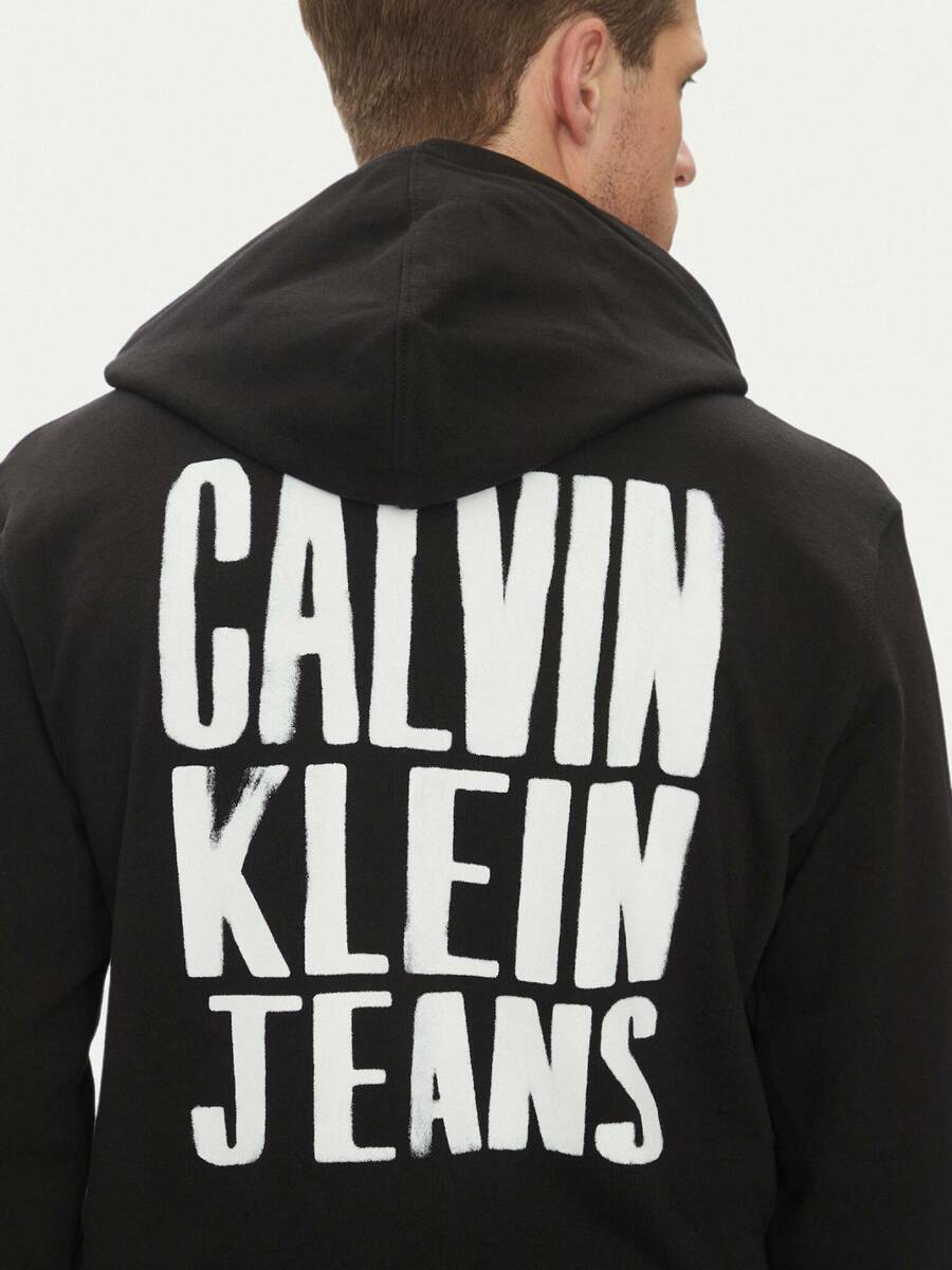 detail Calvin Klein pánská černá mikina Painted