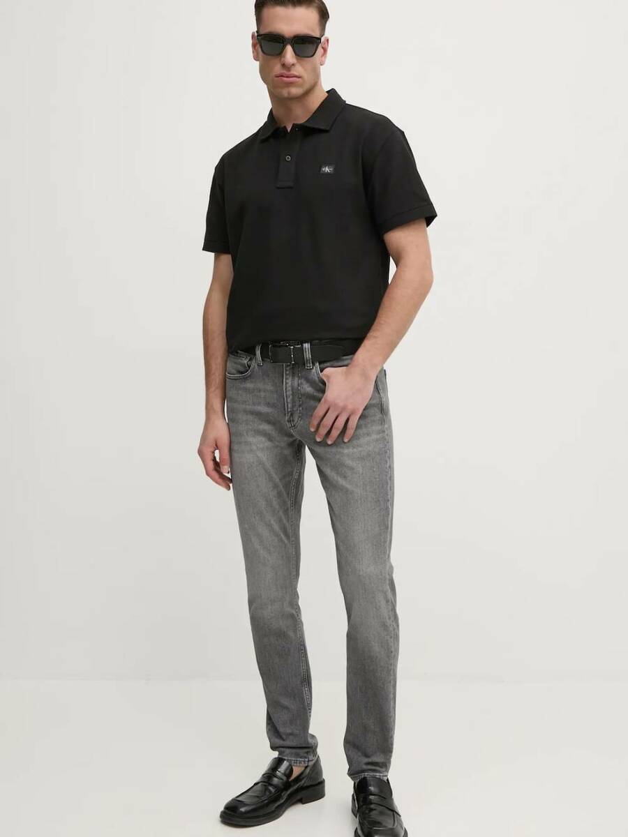 detail Calvin Klein pánské šedé džíny