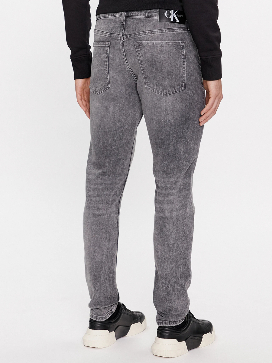 detail Calvin Klein pánské černé džíny
