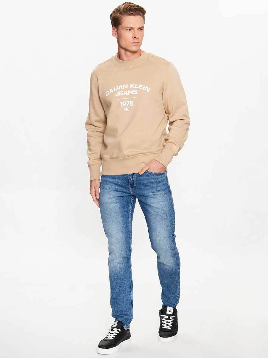 detail Calvin Klein pánská béžová mikina