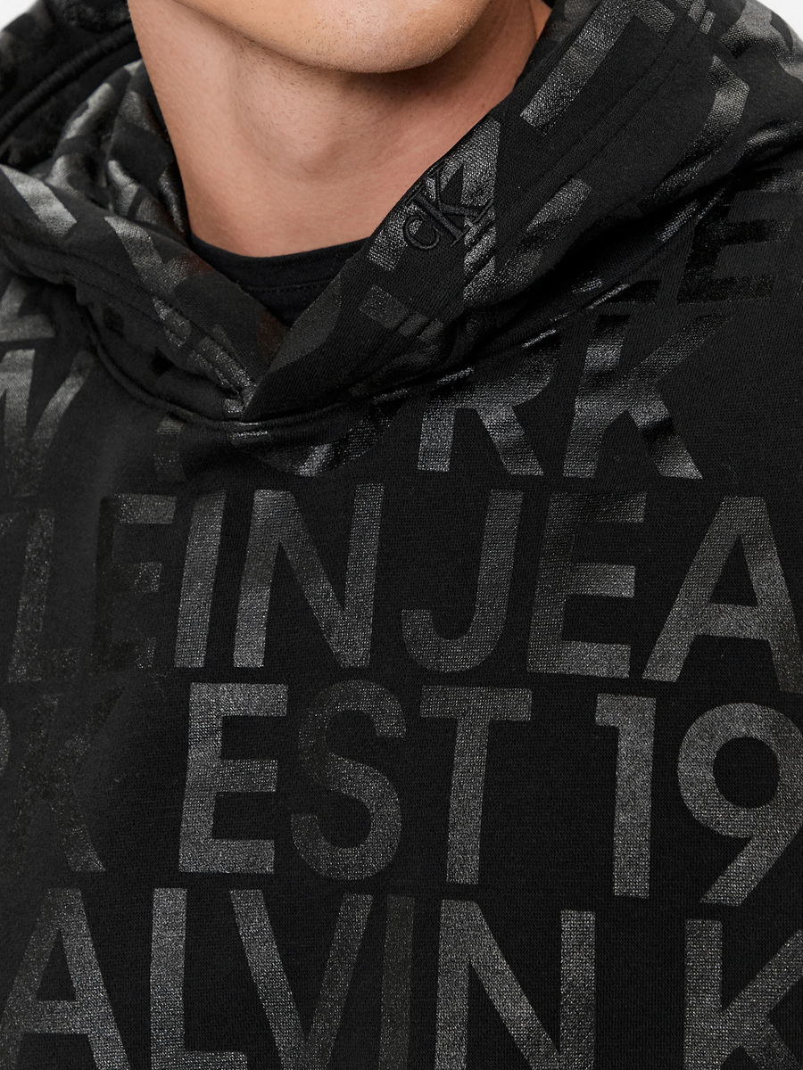 detail Calvin Klein pánská černá mikina