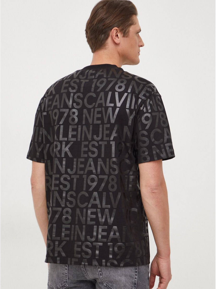 detail Calvin Klein pánské černé tričko