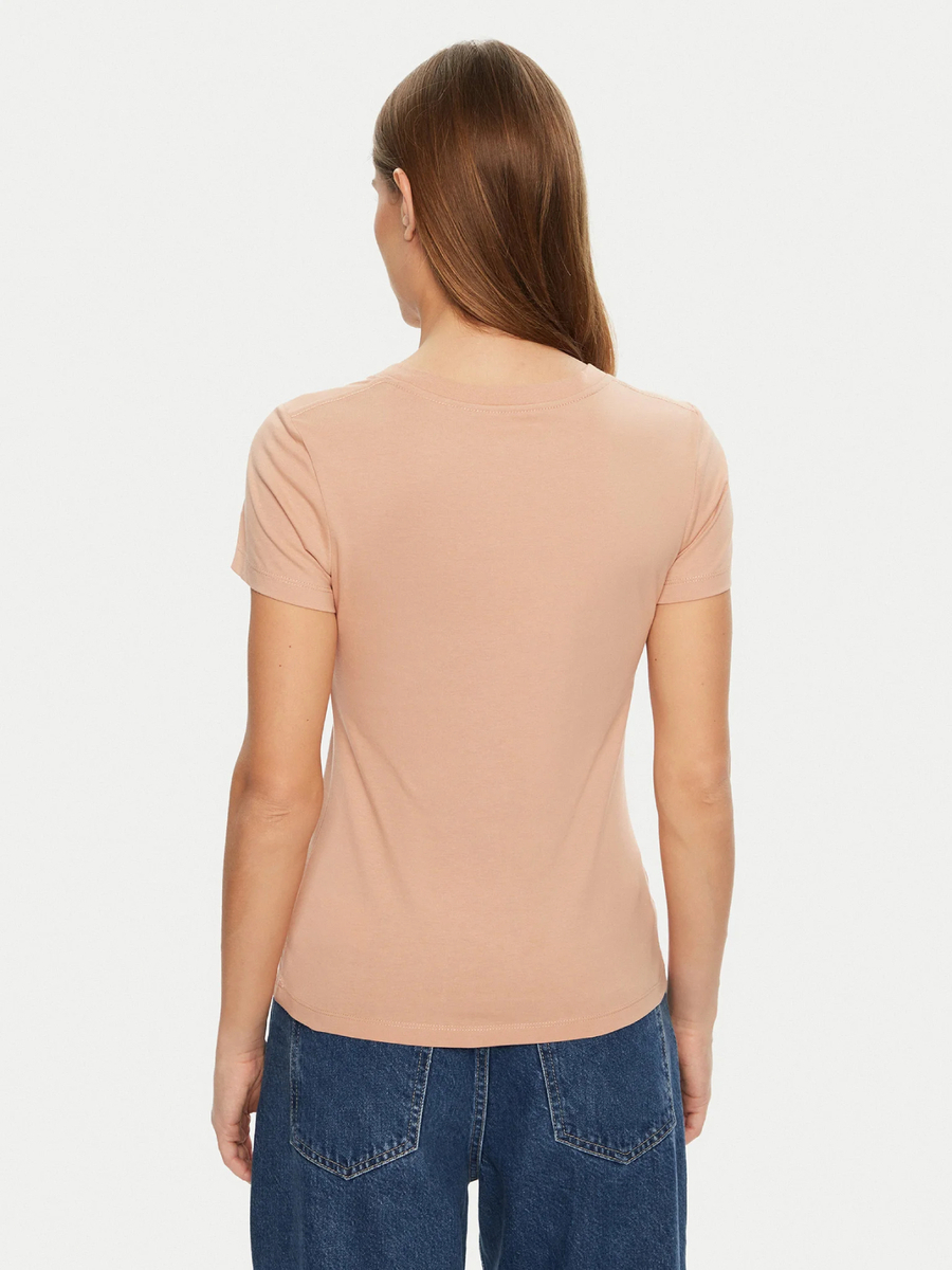 detail Calvin Klein dámské oranžové tričko