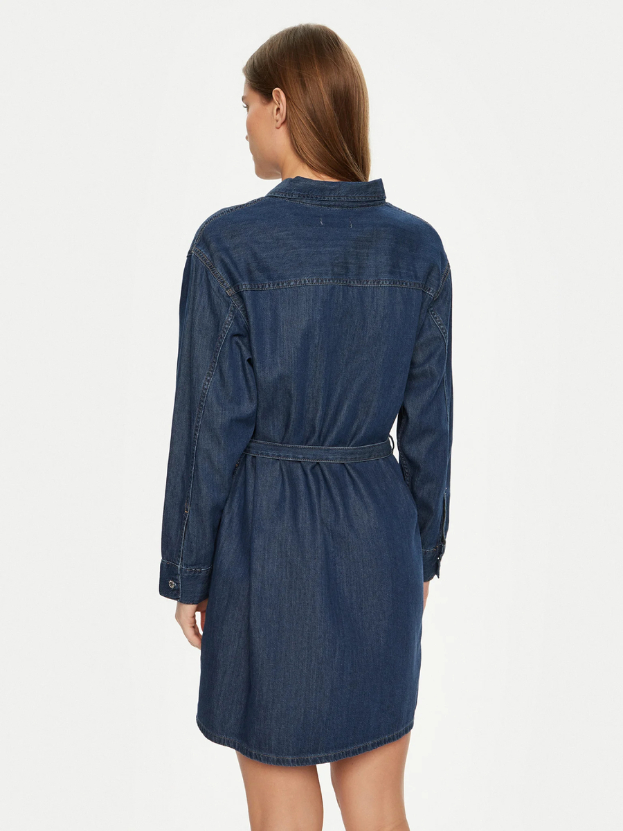 detail Calvin Klein dámské modré košilové šaty