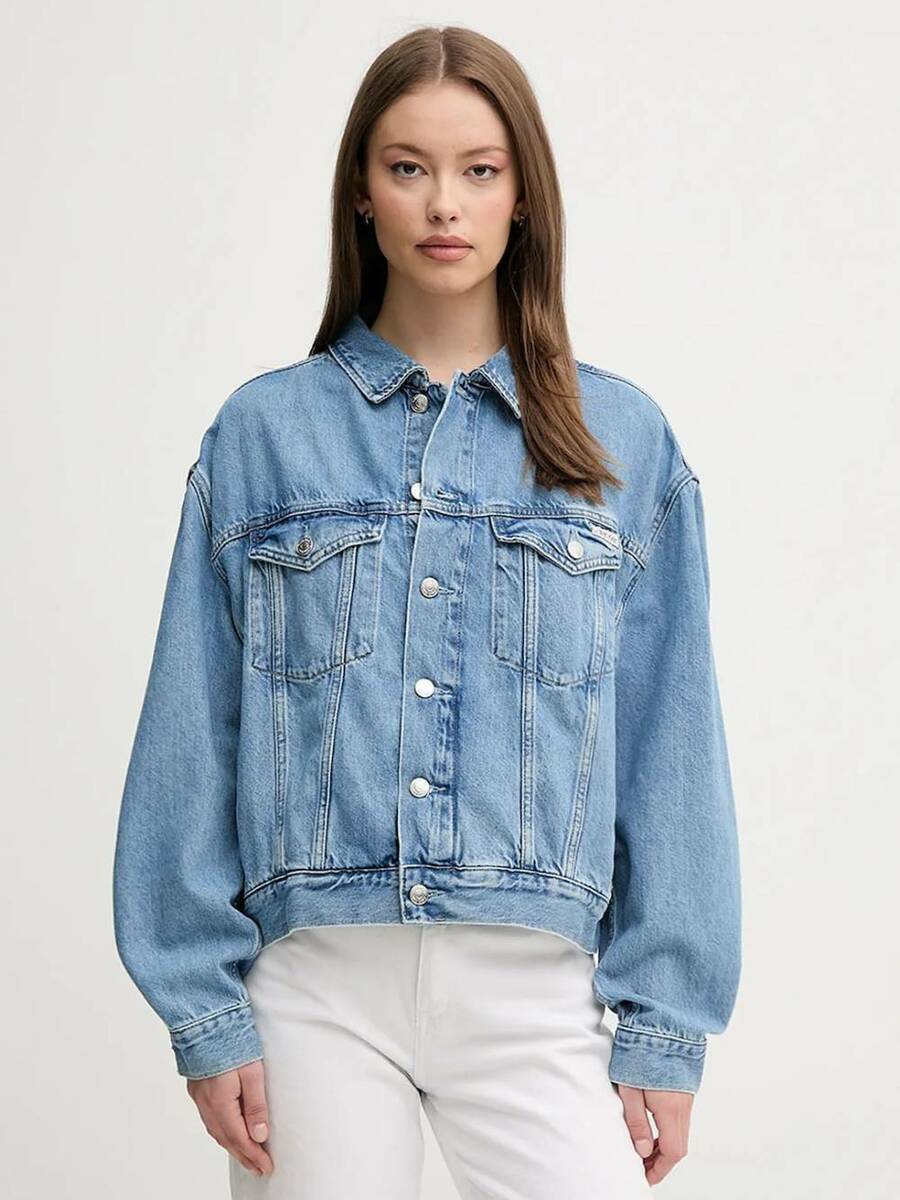 detail Calvin Klein dámská modrá džínová bunda