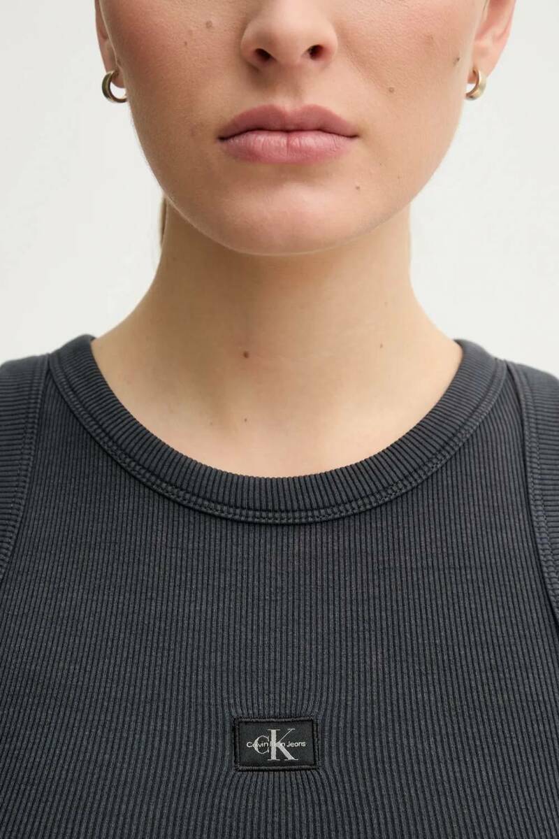 detail Calvin Klein dámské tmavě šedé tílko