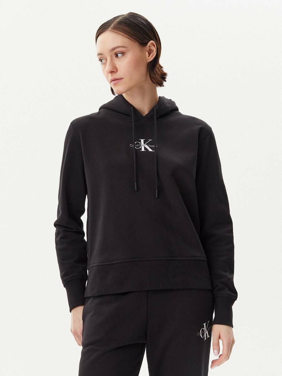 detail Calvin Klein dámská černá mikina