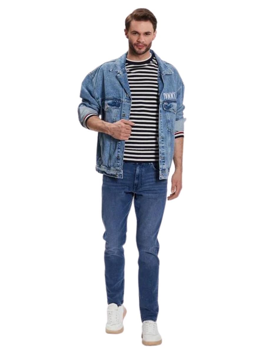 detail Tommy Hilfiger pánský pruhovaný svetr