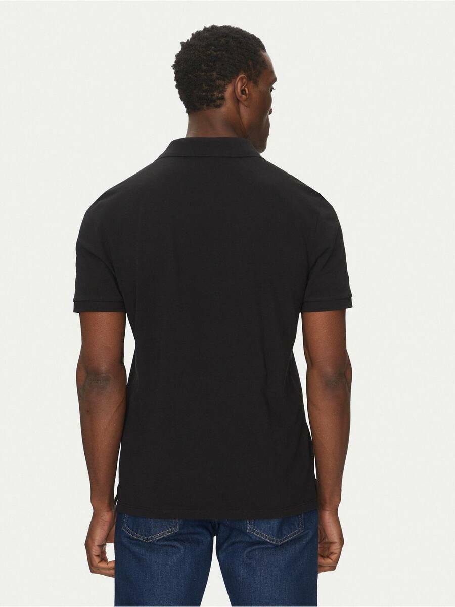 detail Calvin Klein pánské černé polo tričko