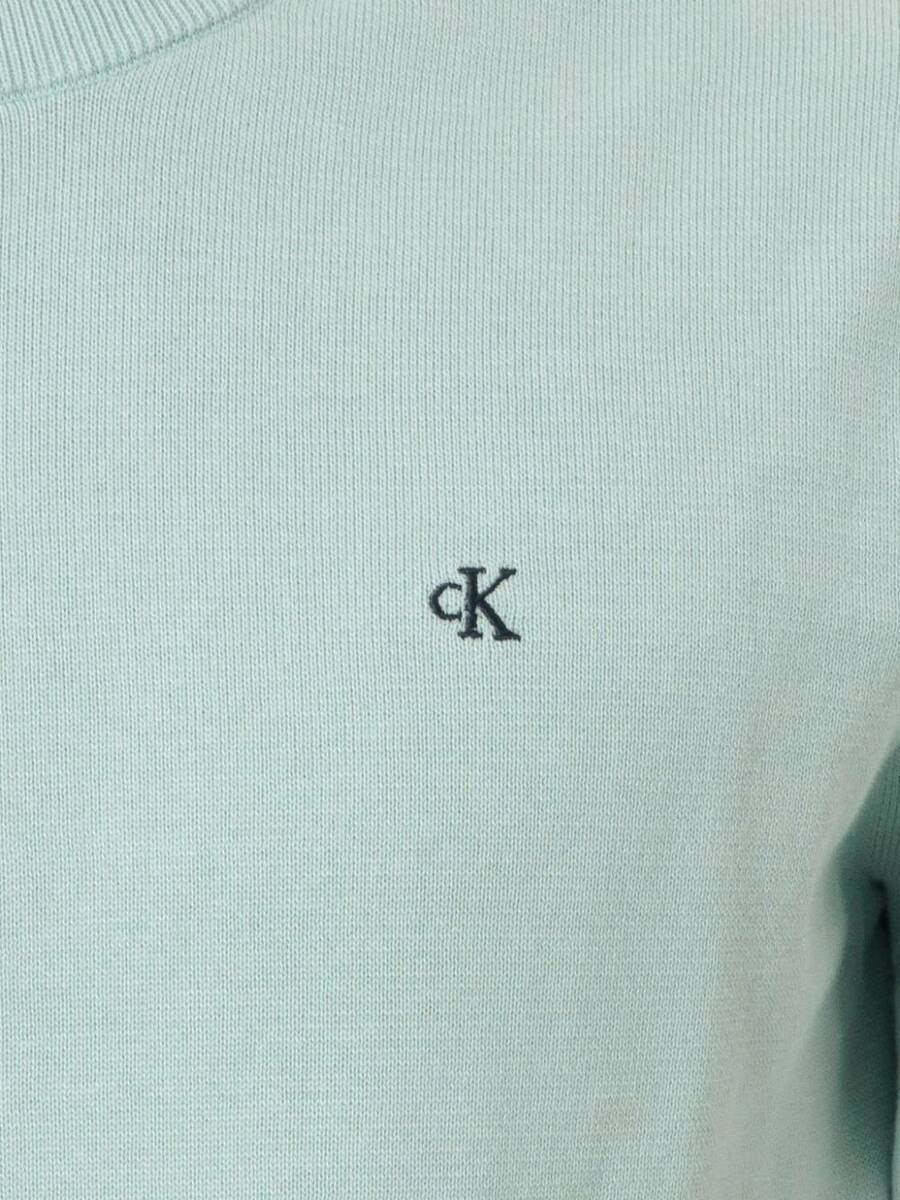 detail Calvin Klein pánský zelenkavý svetr