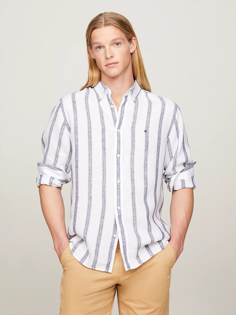 detail Tommy Hilfiger pánská bílá košile