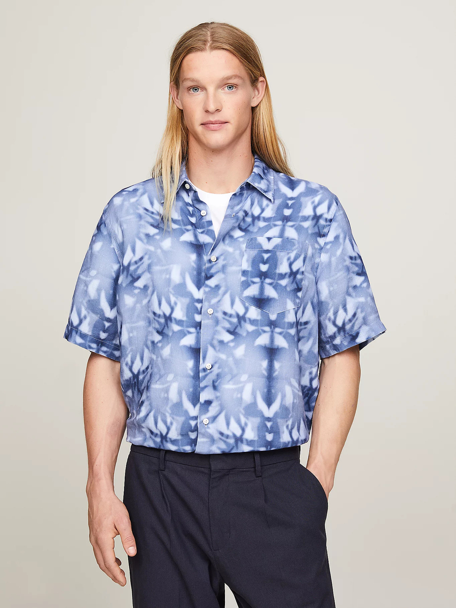 detail Tommy Hilfiger pánská lněná košile s krátkým rukávem
