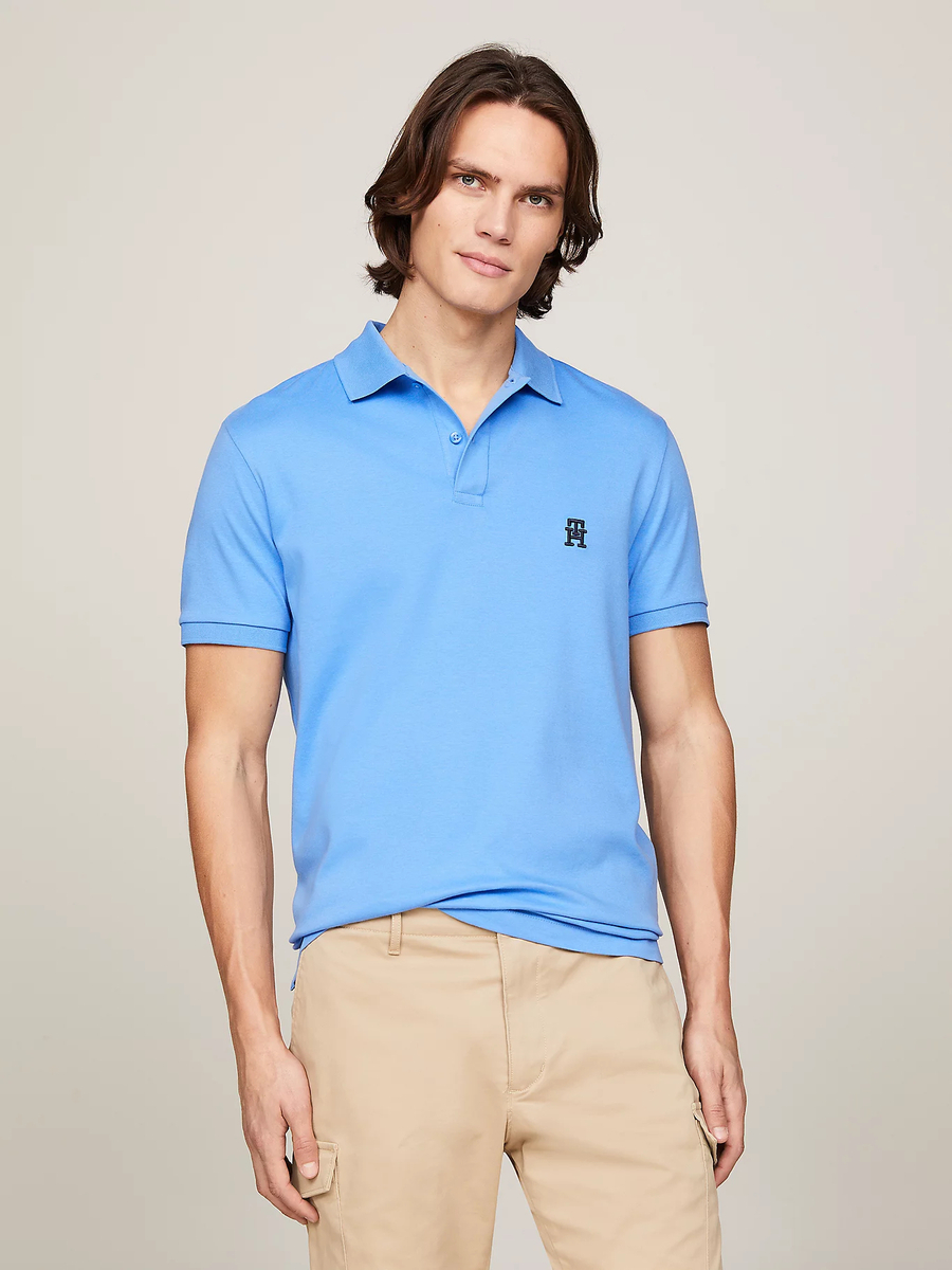 detail Tommy Hilfiger pánské modré polo tričko