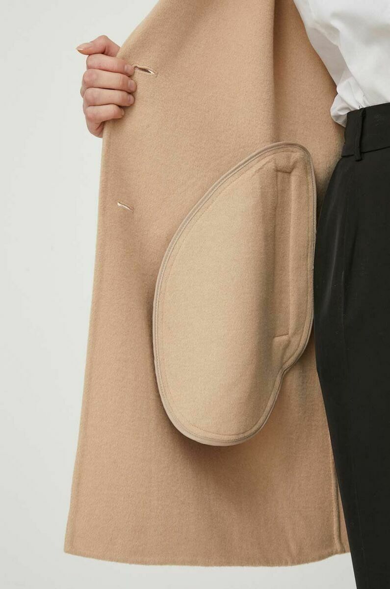 detail Pepe Jeans dámský béžový kabát SOLANGE