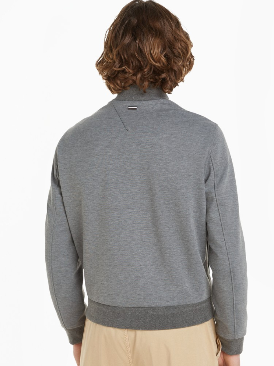 detail Tommy Hilfiger pánský šedý bomber