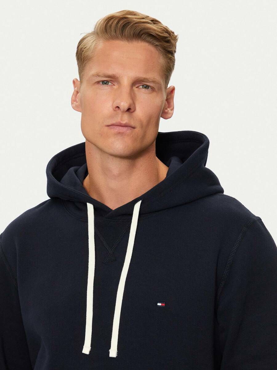 detail Tommy Hilfiger pánská tmavě modrá mikina
