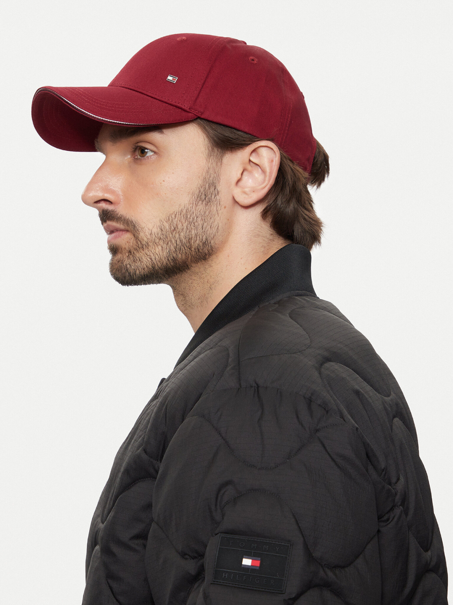 detail Tommy Hilfiger pánská černá bunda Bomber