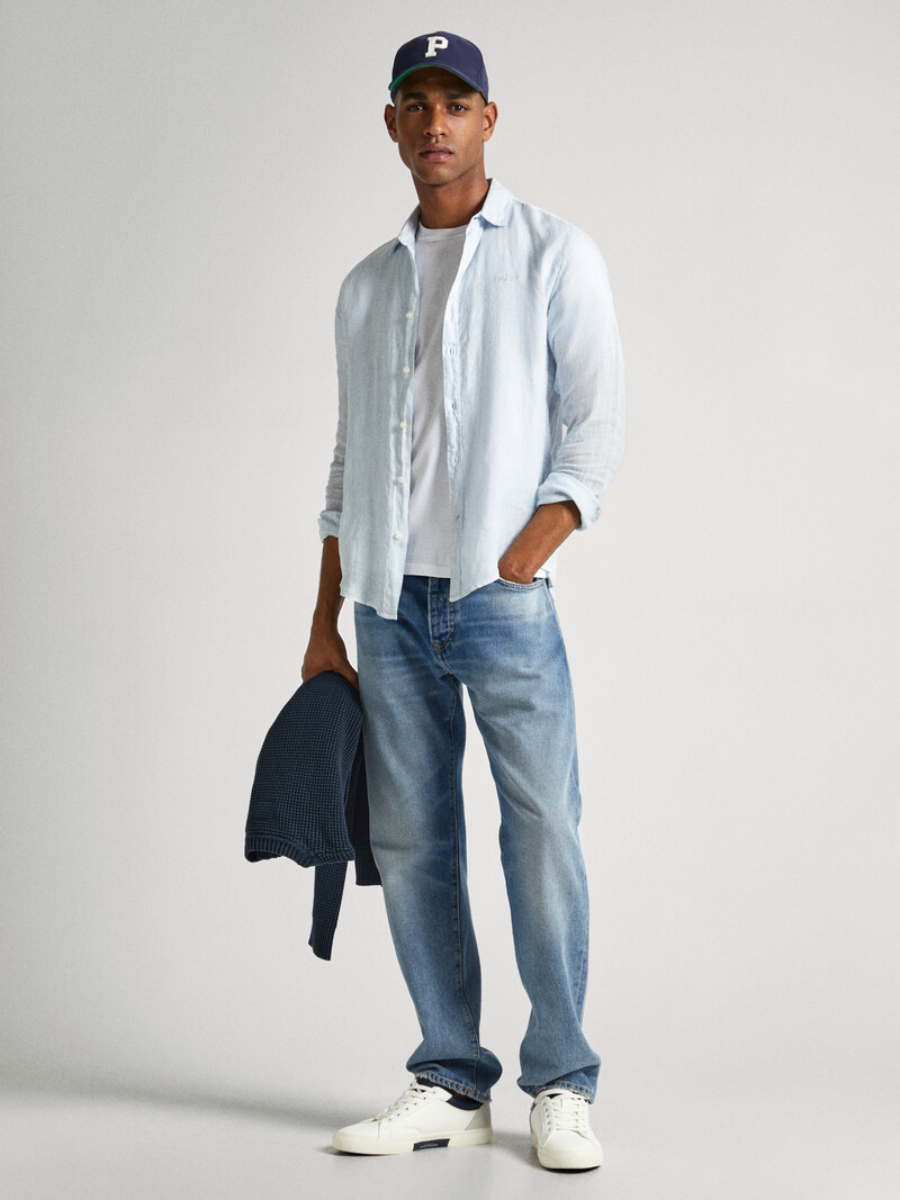 detail Pepe Jeans pánská světle modrá košile