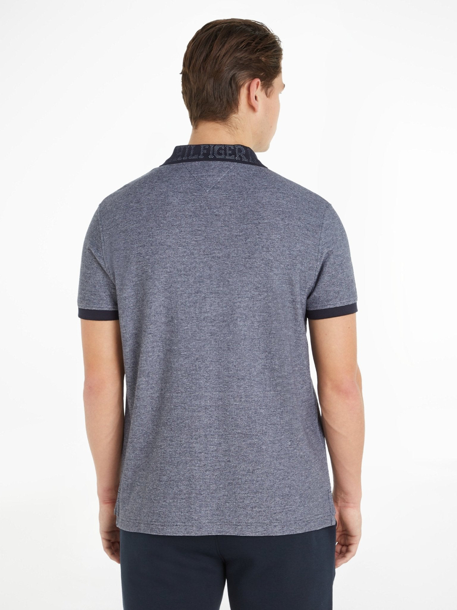 detail Tommy Hilfiger pánské tmavě modré polotričko