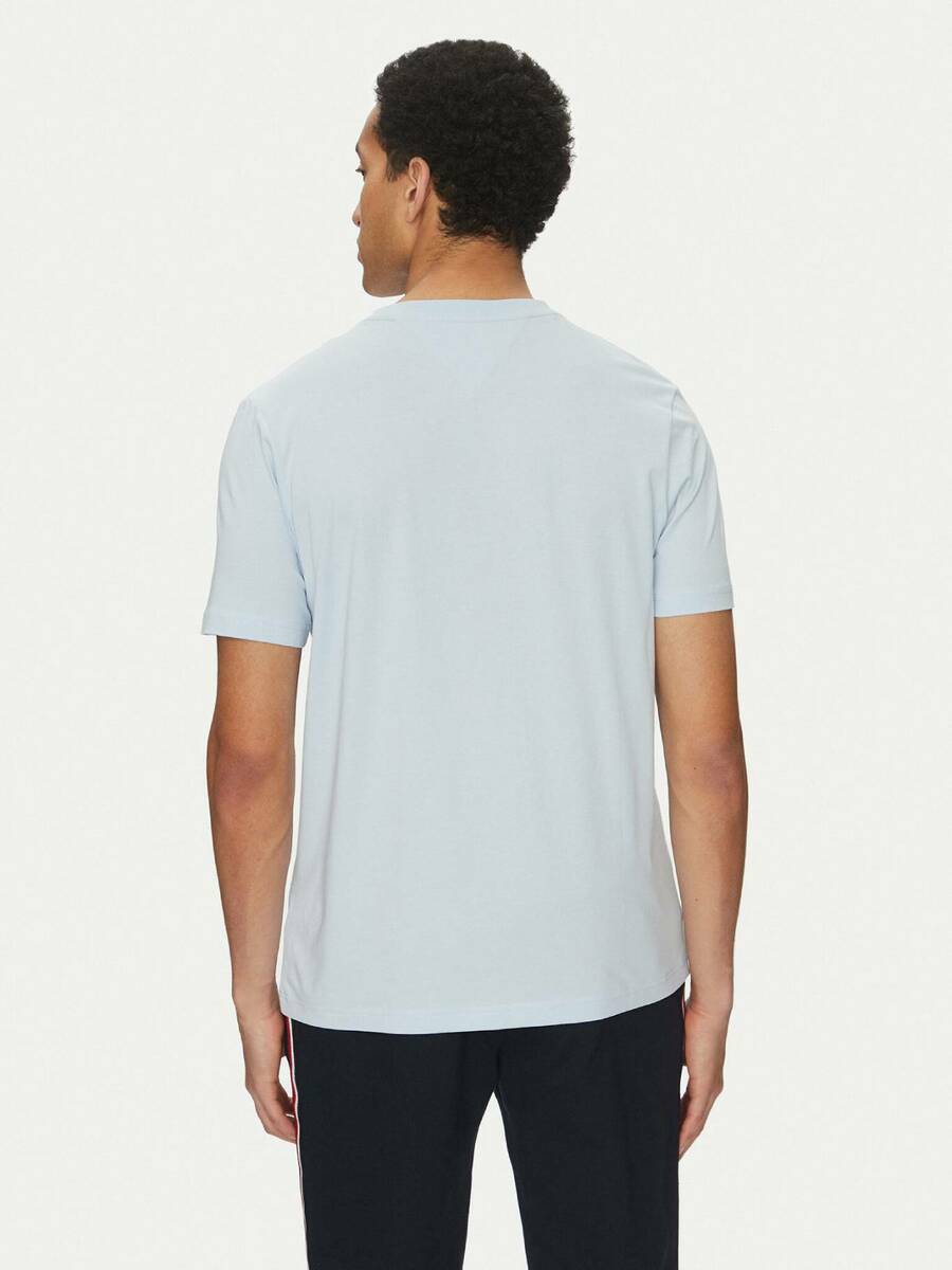 detail Tommy Hilfiger pánské světle modré tričko Flag