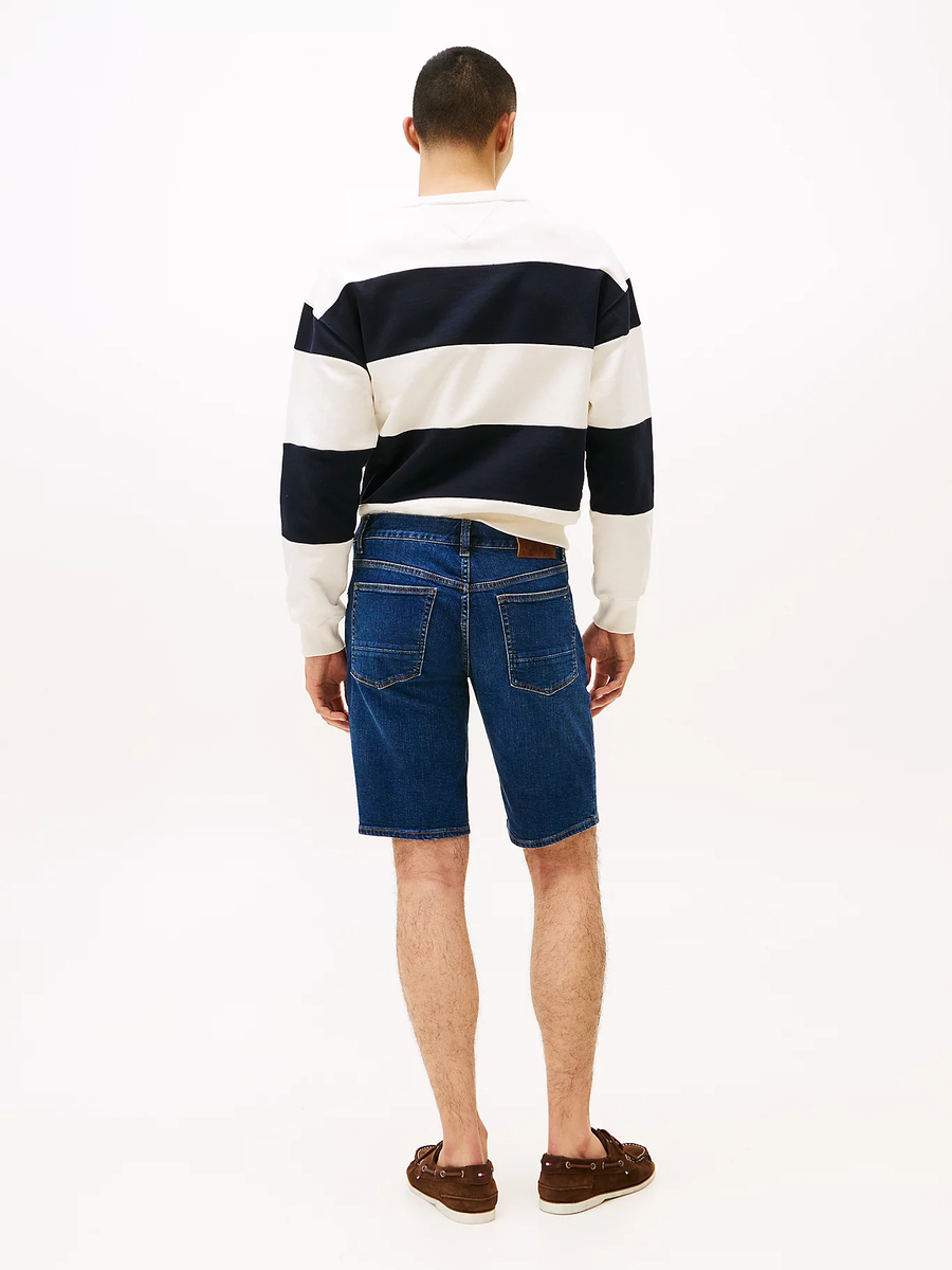 detail Tommy Hilfiger pánské riflové šortky
