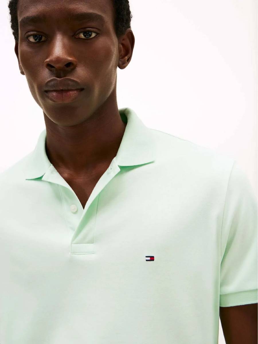 detail Tommy Hilfiger pánské světle zelené polo tričko