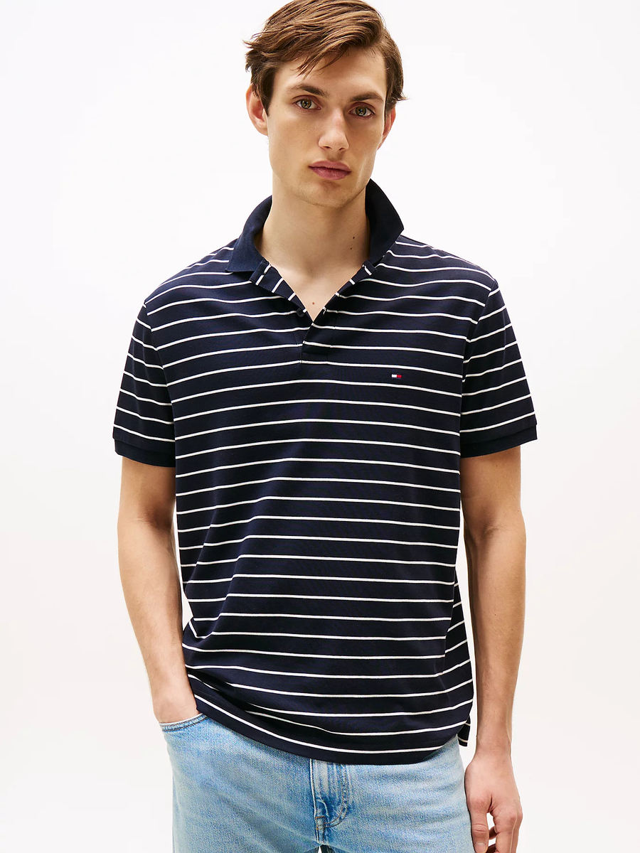 detail Tommy Hilfiger pánské tmavě modré polo tričko