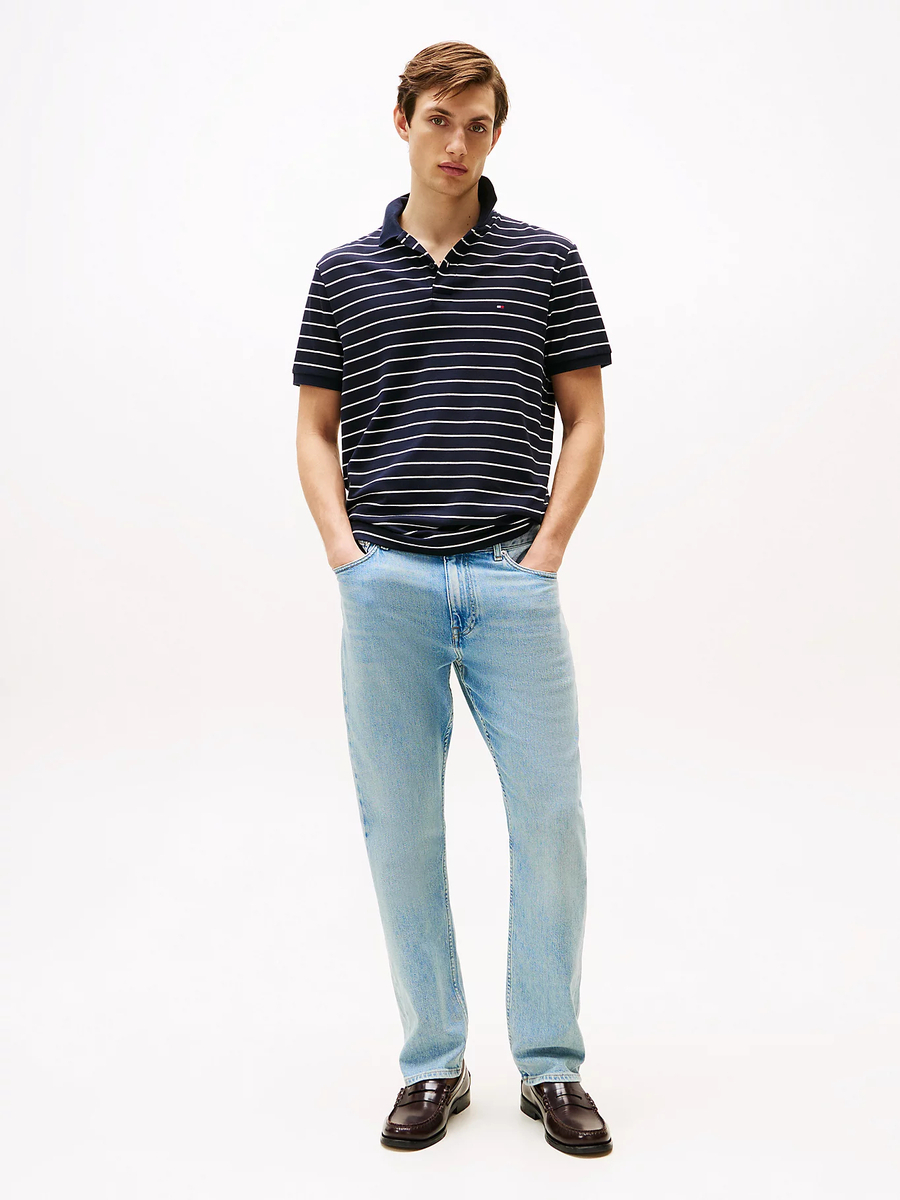 detail Tommy Hilfiger pánské tmavě modré polo tričko