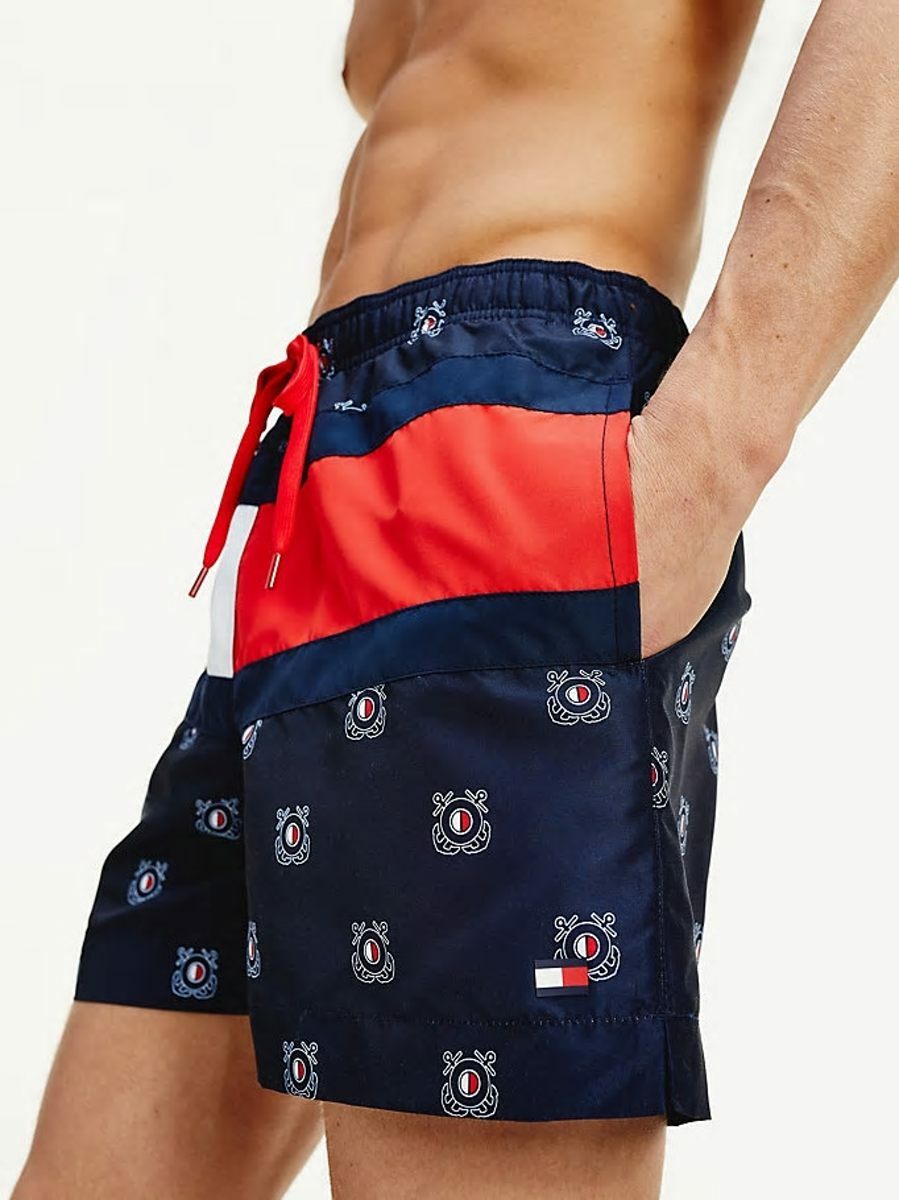 detail Tommy Hilfiger pánské modré plavky Medium