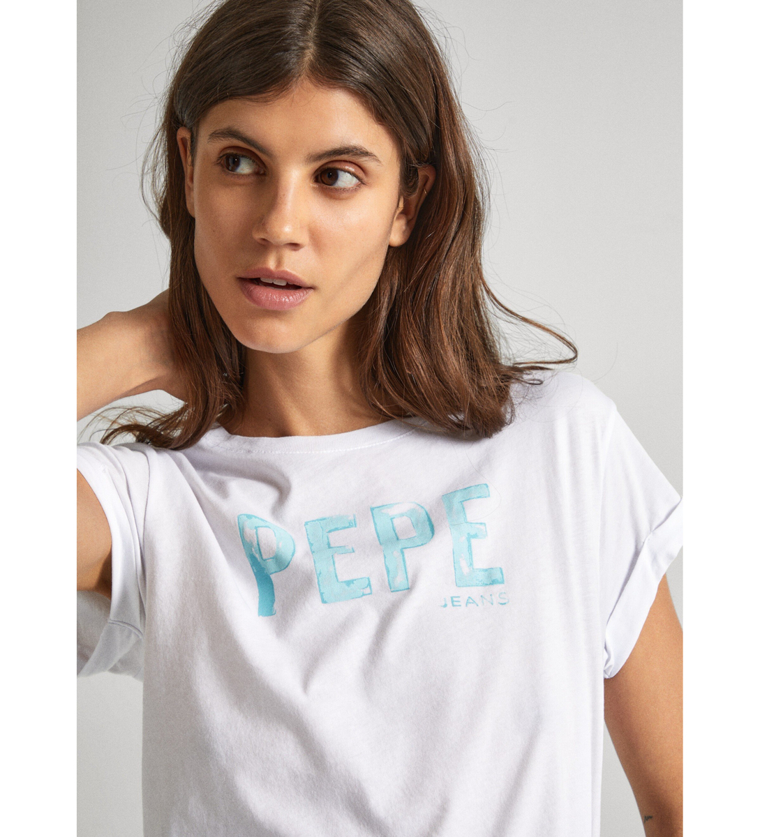 detail Pepe Jeans dámské bílé tričko JANET s potiskem