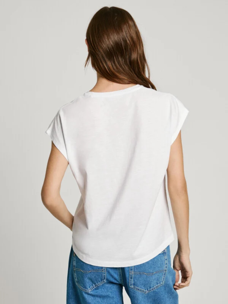 detail Pepe Jeans dámské bílé tričko