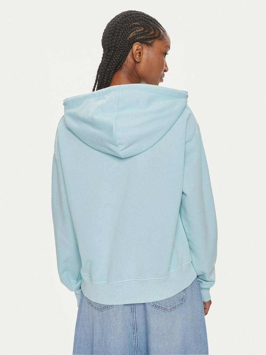 detail Pepe Jeans dámská světle modrá mikina Lana