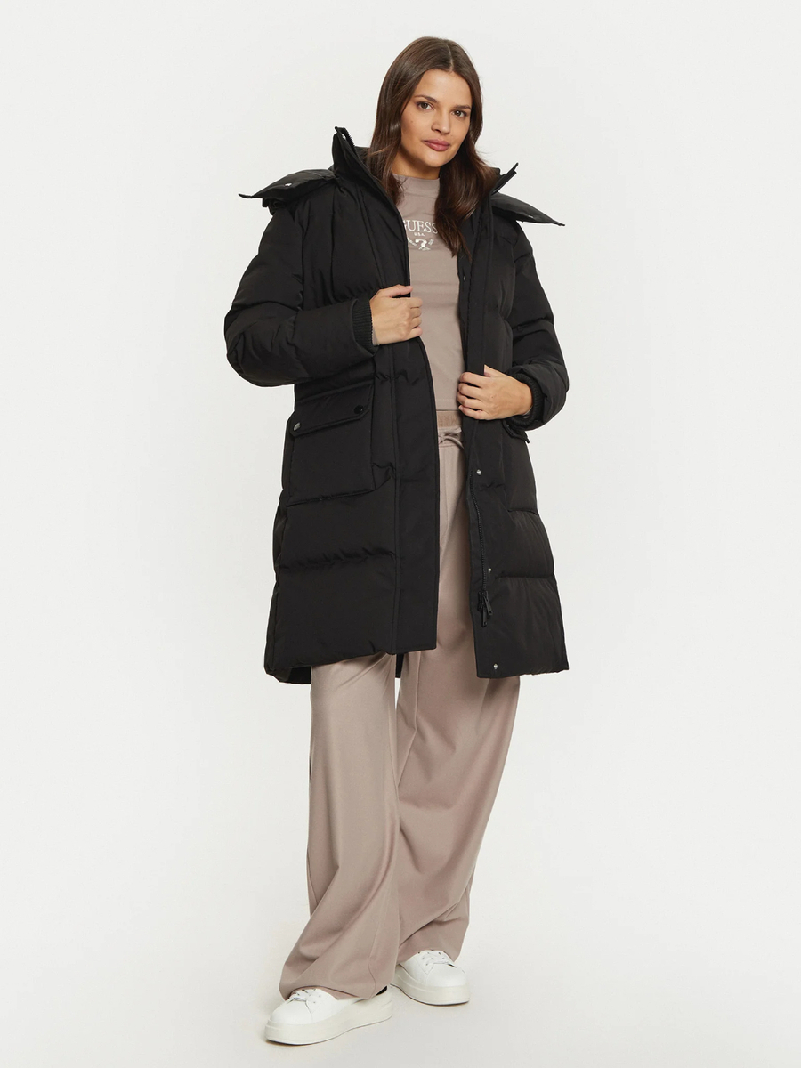 detail Guess dámská černá bunda