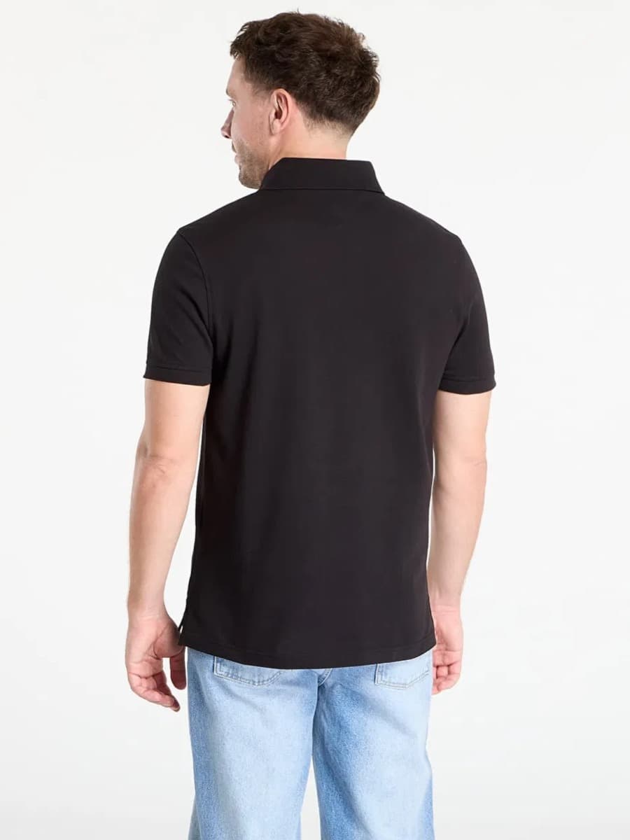 detail Tommy Hilfiger pánské černé polo tričko