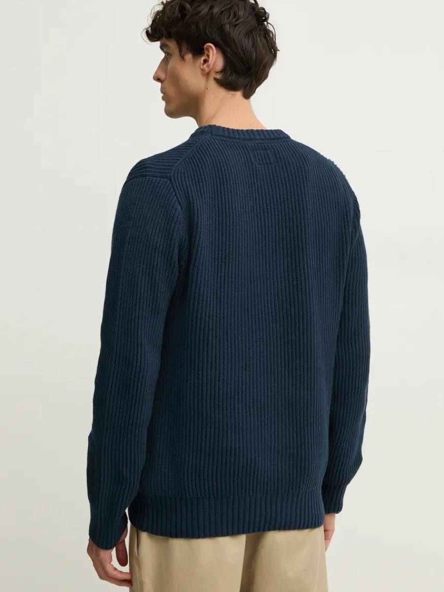 detail Pepe Jeans pánský modrý svetr Colin