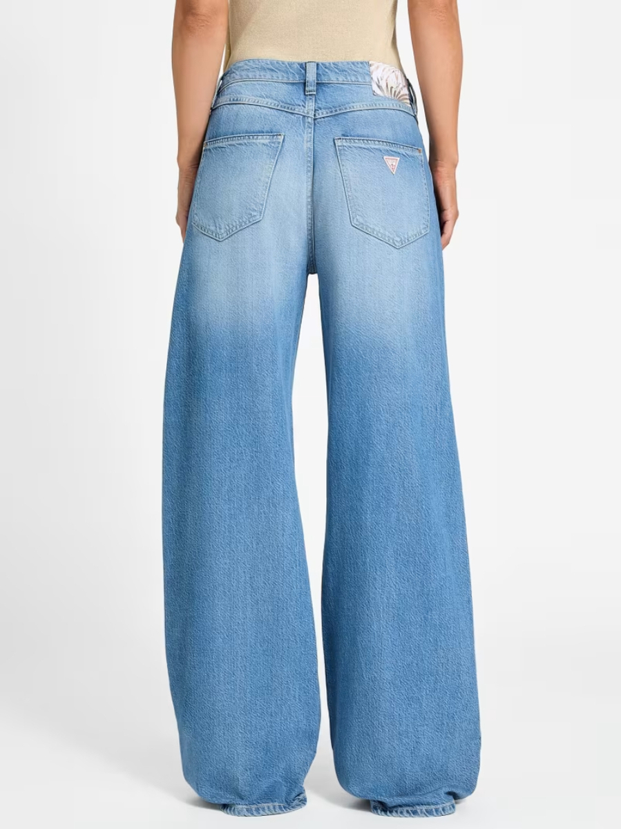 detail Guess dámské modré džíny