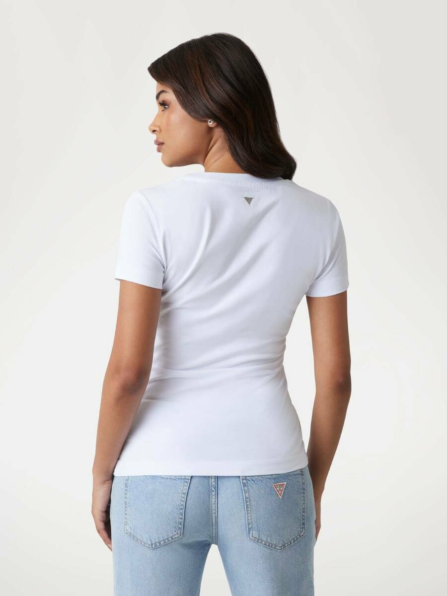 detail Guess dámské bílé tričko