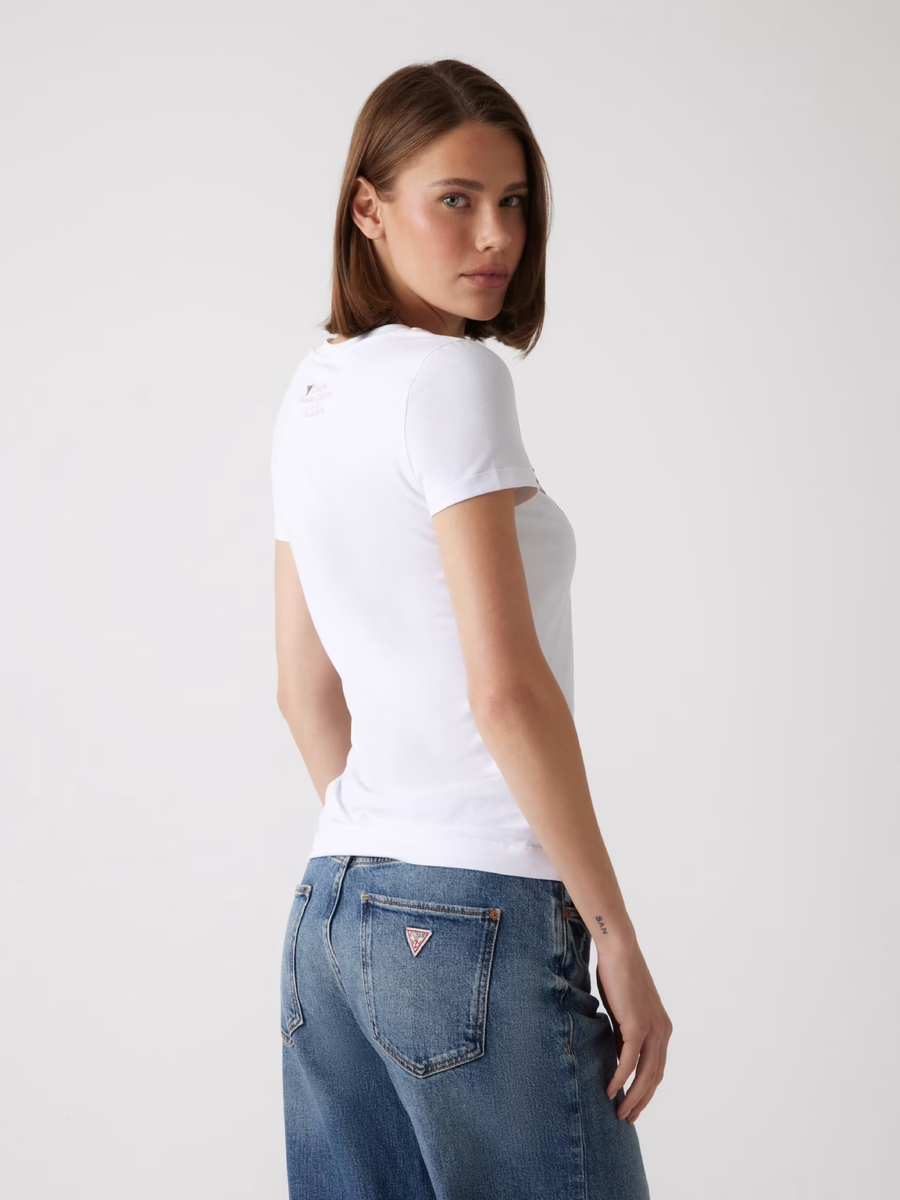 detail Guess dámské bílé tričko
