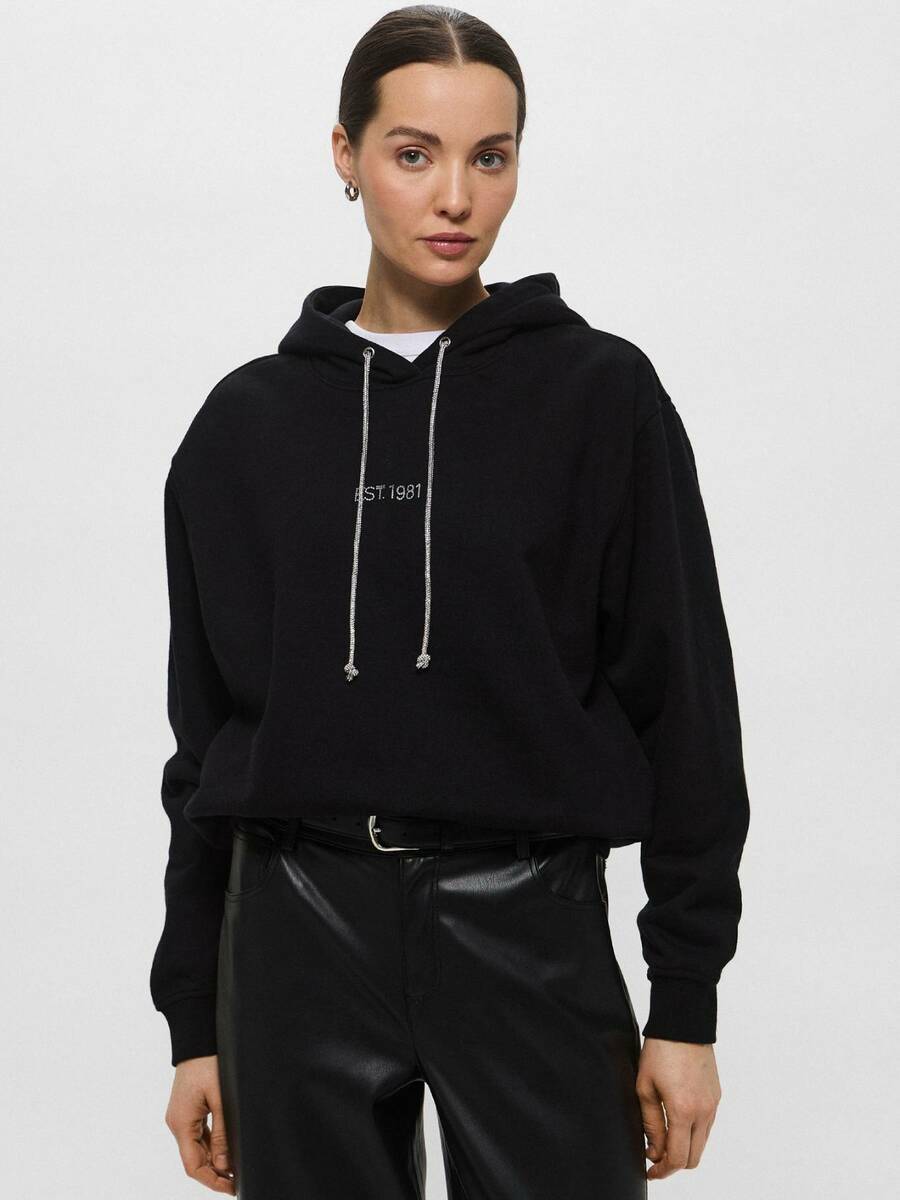 detail Guess dámská černá mikina