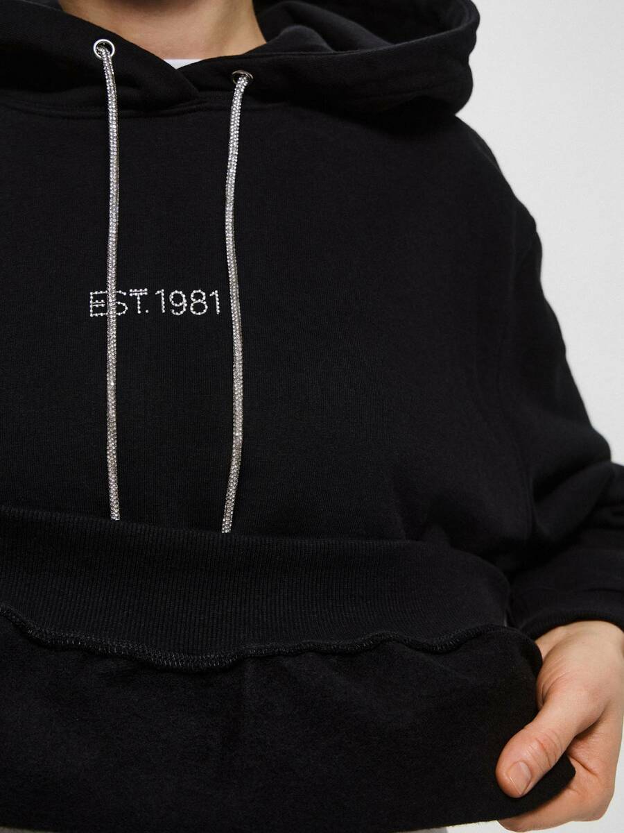 detail Guess dámská černá mikina