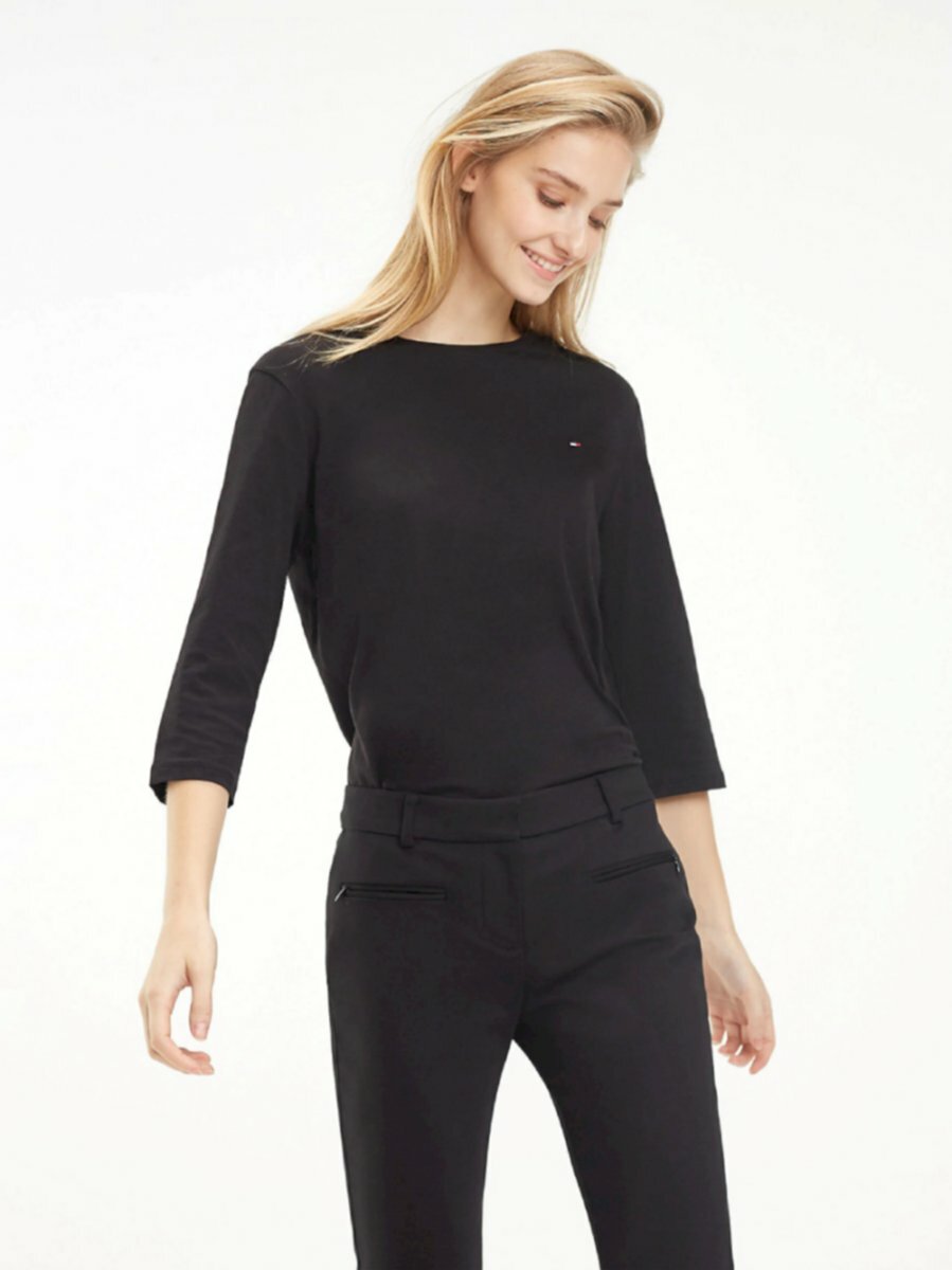 detail Tommy Hilfiger dámské černé tričko