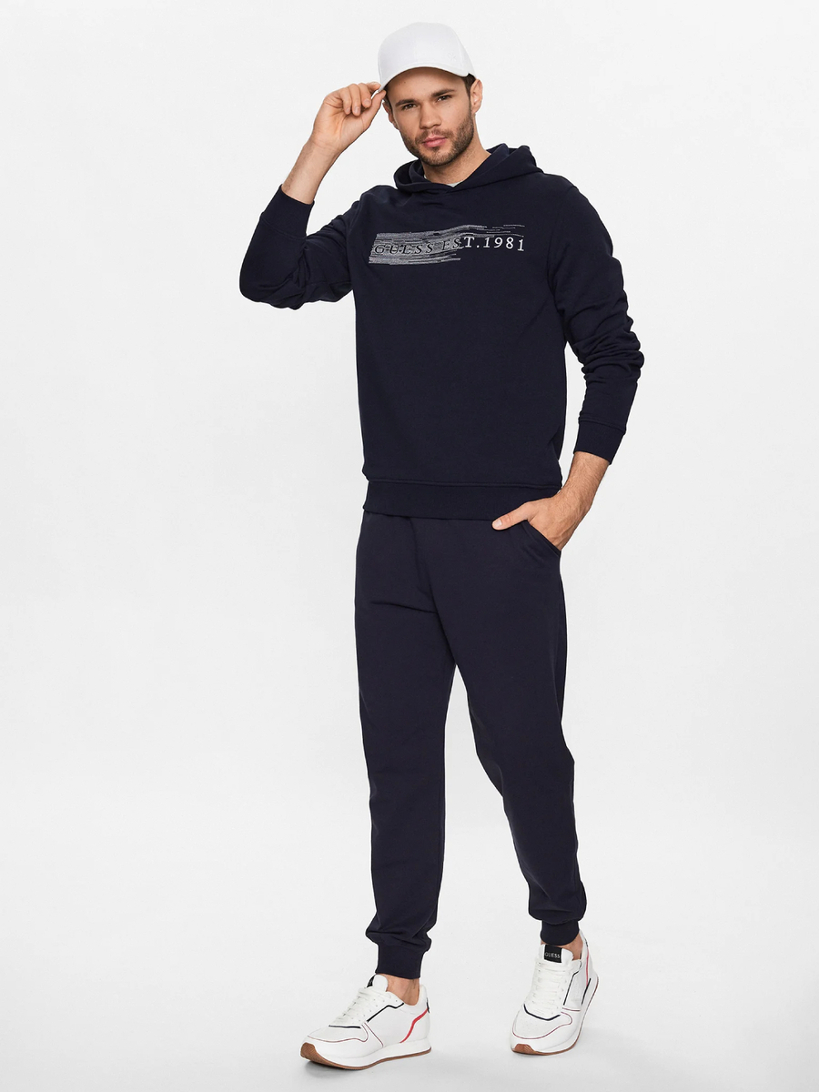 detail Guess pánská tmavě modrá mikina
