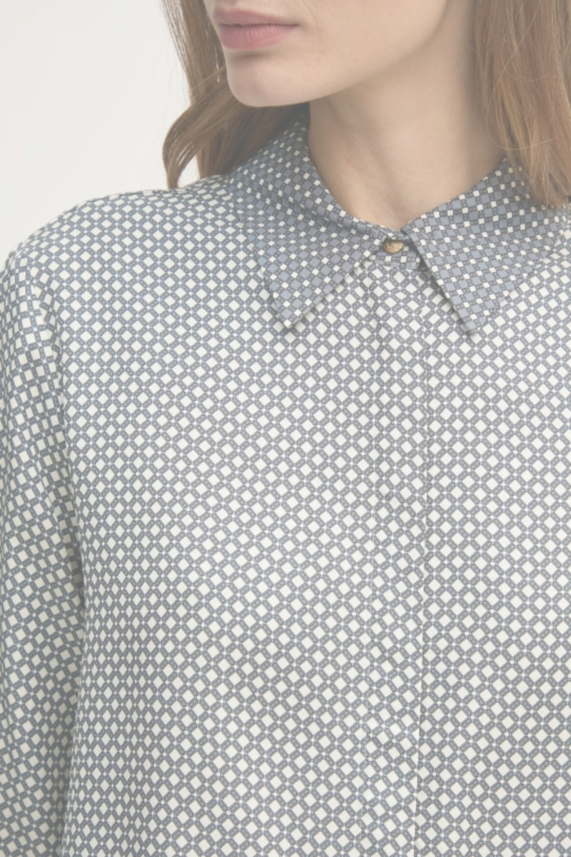 detail Tommy Hilfiger dámská halenka