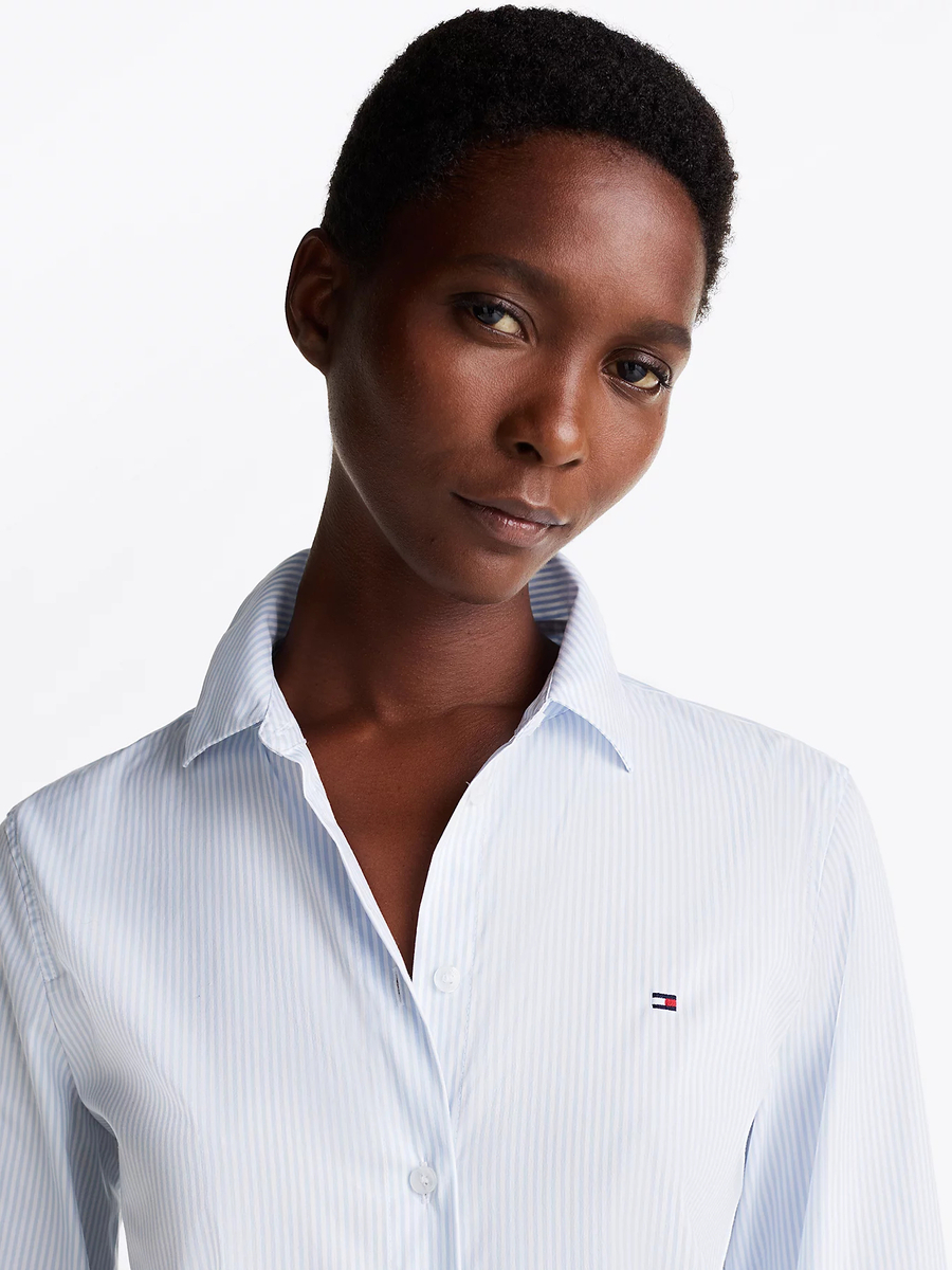 detail Tommy Hilfiger dámská modrá košile Poplin