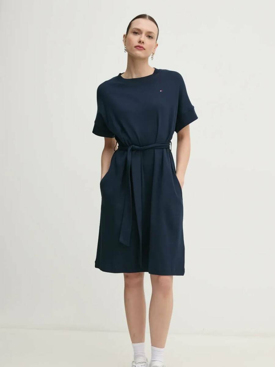 detail Tommy Hilfiger dámské tmavě modré šaty